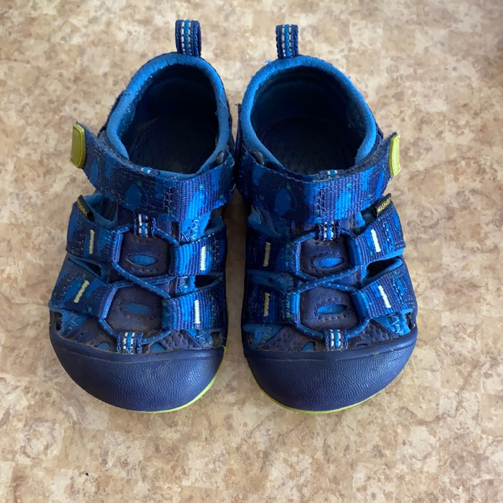 Used Washable Keens Toddler